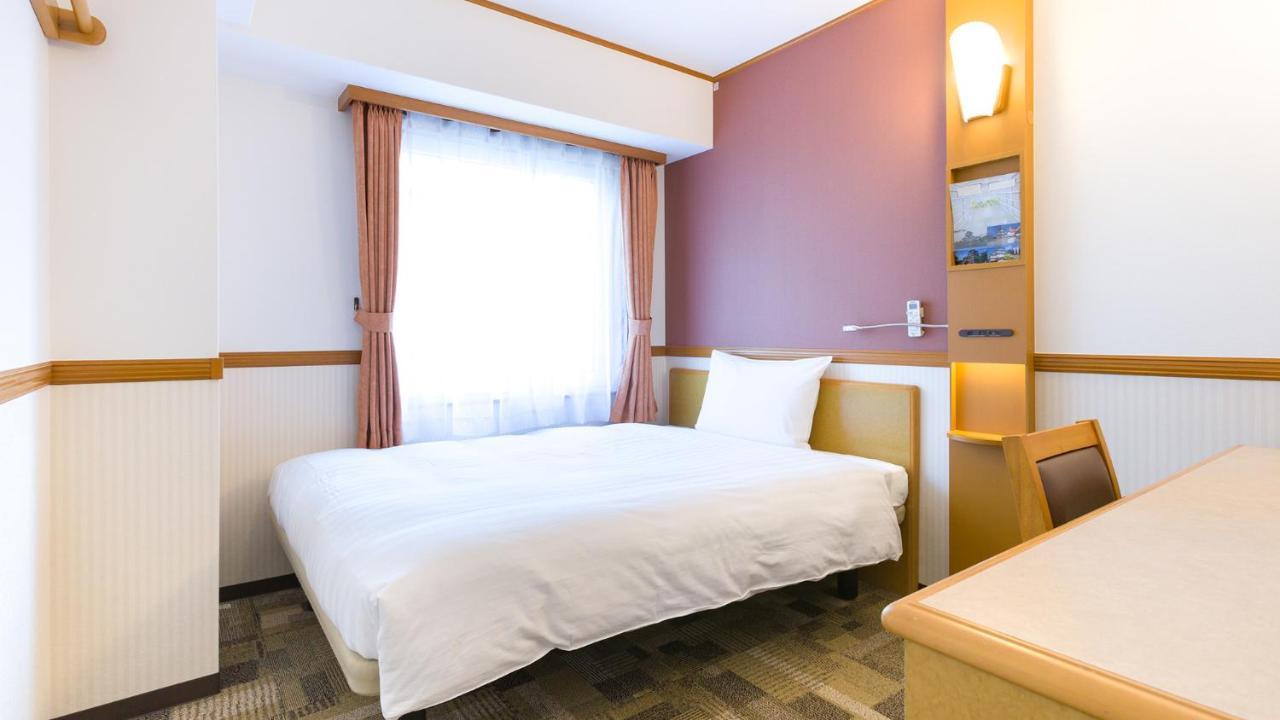 Toyoko Inn Kanazawa-Eki Higashi-Guchi Dış mekan fotoğraf