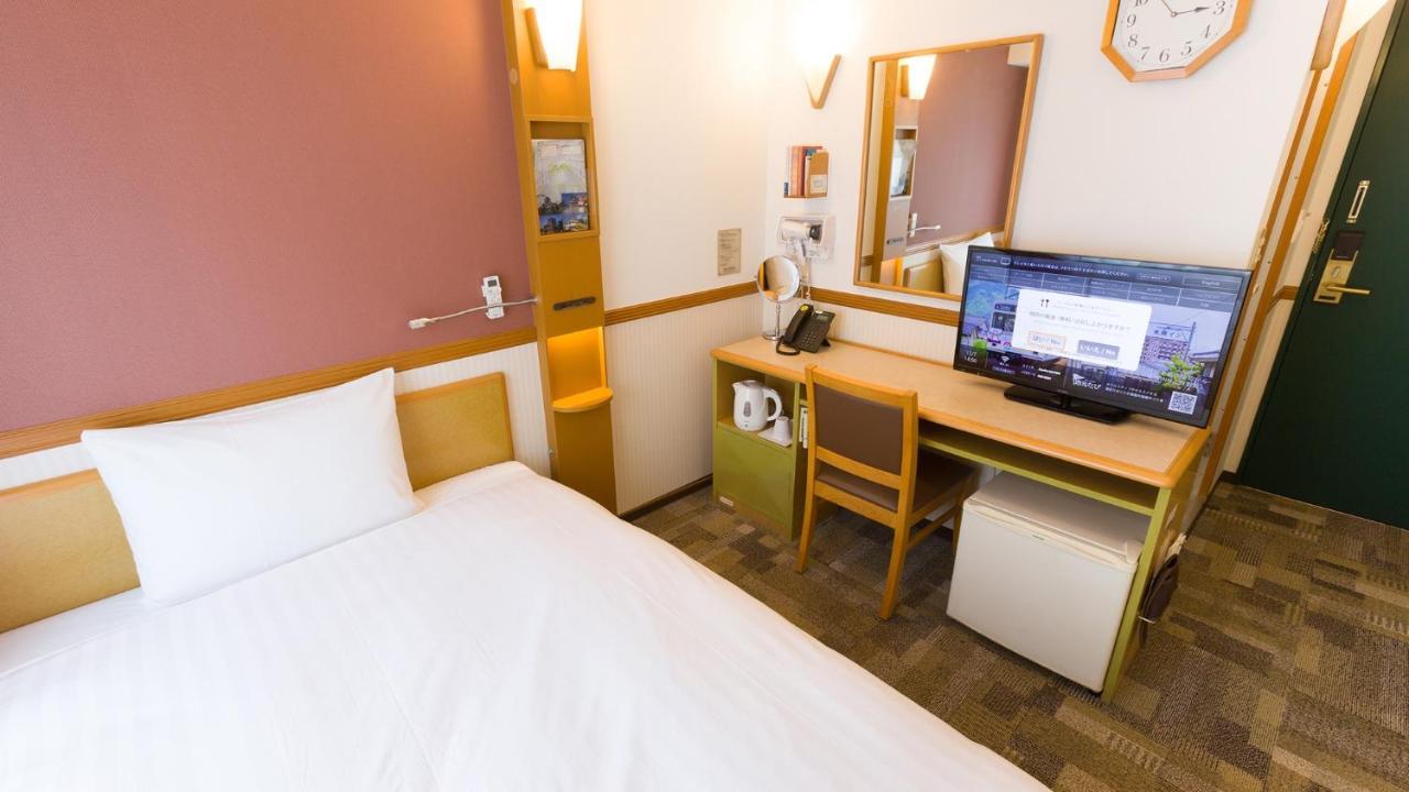 Toyoko Inn Kanazawa-Eki Higashi-Guchi Dış mekan fotoğraf